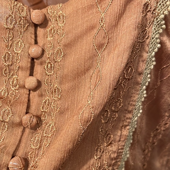 J.O.A. Burnt orange womens S tank top BoHo embroidered lace ruffle buttons tucks - Picture 4 of 5
